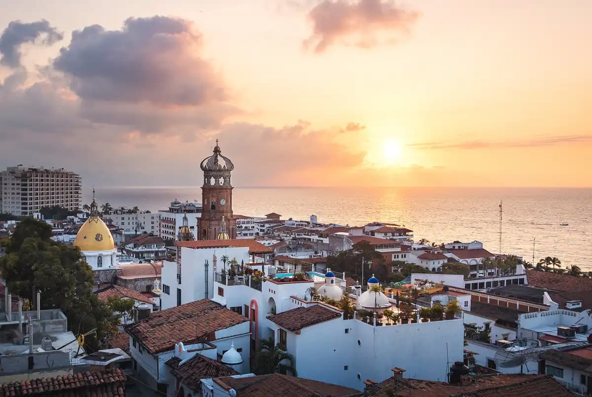 panoramic-photo-of-Puerto-Vallarta-mexico